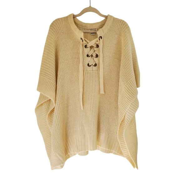 Bellissima Accessories Cream Relaxed Loose-Knit Poncho Sweater, One Size - Picture 1 of 12